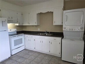 304 E 5th St in Rincon, GA - Building Photo - Building Photo