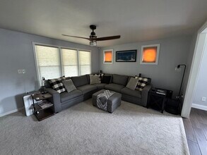 1303 E Thirteen Mile Rd in Royal Oak, MI - Building Photo - Building Photo