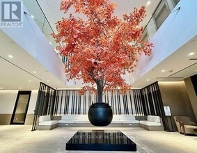 4015 The Exchange in Mississauga, ON - Building Photo - Building Photo