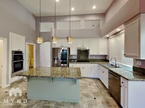 5684 Brionne Dr in San Jose, CA - Building Photo - Building Photo