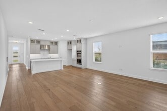 2926 Sailhouse Dr in St. Cloud, FL - Foto de edificio - Building Photo