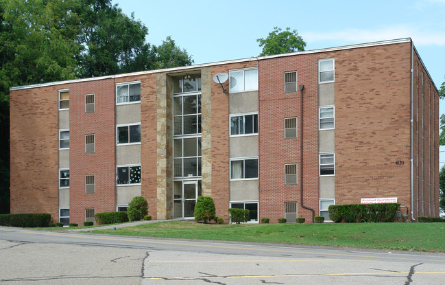 Richland Apartments in Gibsonia, PA - Building Photo - Building Photo