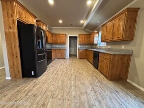 5709 Grinnell St in Lubbock, TX - Building Photo - Building Photo
