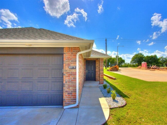 property at 617 Kaeden Pl