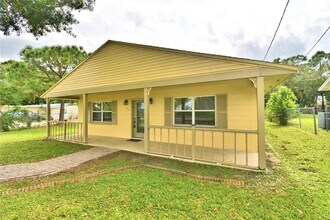 3960 Avenue U NW in Winter Haven, FL - Foto de edificio - Building Photo
