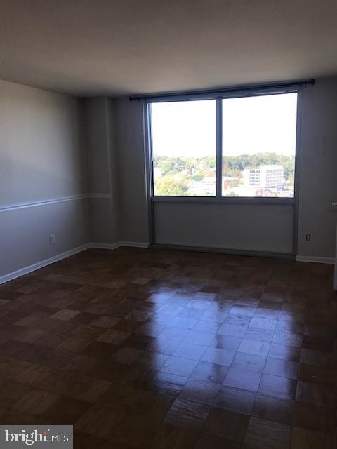 5101 River Rd-Unit -1401 in Bethesda, MD - Building Photo