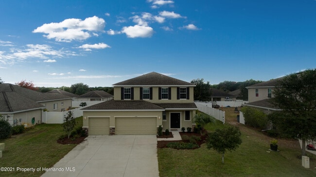 13576 Hunters Point St in Spring Hill, FL - Building Photo - Building Photo