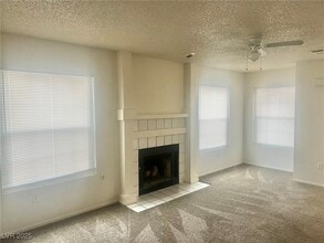5304 Harmony St in Las Vegas, NV - Building Photo - Building Photo