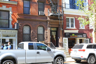 260 W 15th St in New York, NY - Foto de edificio - Building Photo