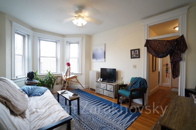 4 Ayr Rd, Unit 43 in Boston, MA - Building Photo - Building Photo