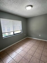 90 Hidden Lake Dr in Sanford, FL - Building Photo - Building Photo