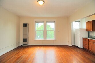 8007-8015 N Denver Ave in Portland, OR - Building Photo - Building Photo