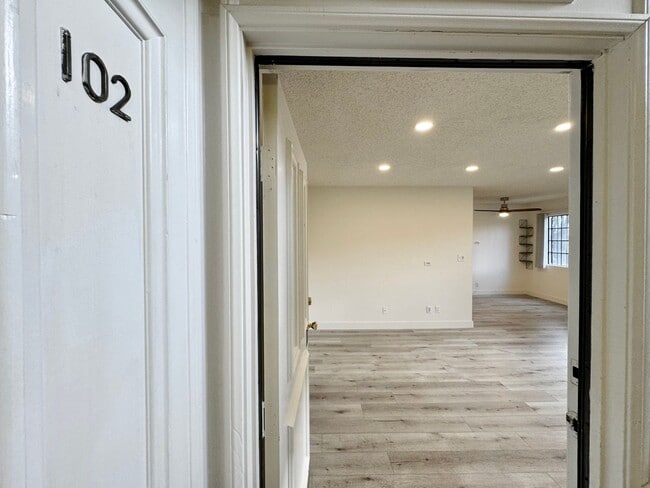 3546 Hughes Ave in Los Angeles, CA - Foto de edificio - Building Photo