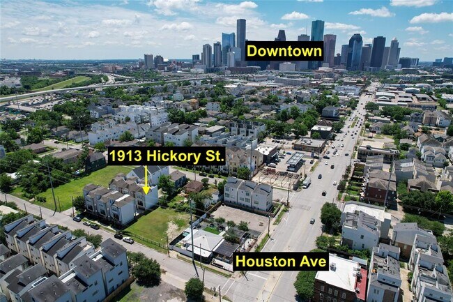 1913 Hickory St in Houston, TX - Building Photo - Building Photo