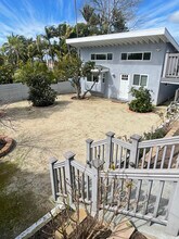 2136 Deerpark Dr in San Diego, CA - Building Photo - Building Photo