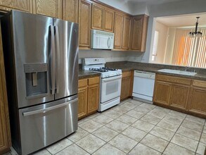 4317 Spring Creek Ct in Fairfield, CA - Building Photo - Building Photo