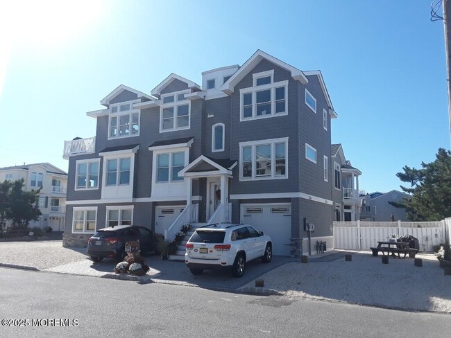 130 E 31st St in Long Beach, NJ - Building Photo - Building Photo