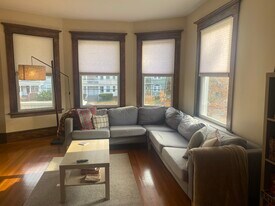 616 Whalley Ave, Unit 2nd Floor in New Haven, CT - Building Photo