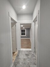 142 High St, Unit #1 in Hardwick, VT - Building Photo - Building Photo