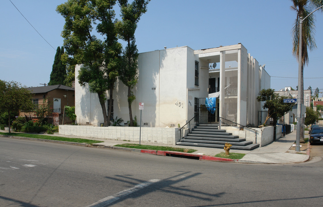 401 S Coronado St in City Of Industry, CA - Foto de edificio