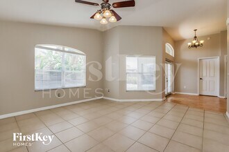 2202 Cattleman Dr in Brandon, FL - Building Photo - Building Photo