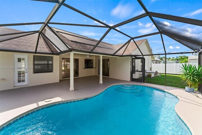 property at 3561 SW Carmody St