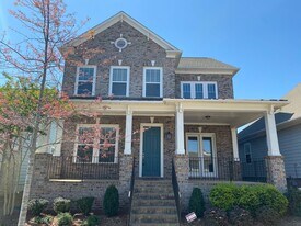 4917 Providence Country Club Dr in Charlotte, NC - Building Photo