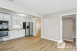 3450 S Osage St in Wichita, KS - Building Photo - Building Photo