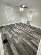 1418 N 3rd St in St. Charles, MO - Foto de edificio - Building Photo