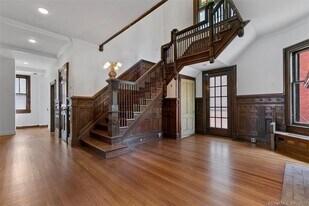 131 Dwight St in New Haven, CT - Building Photo