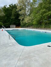 15 Thayer Pond Dr, Unit 8 in Worcester, MA - Building Photo - Building Photo