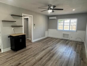 920 N L St in Lake Worth Beach, FL - Foto de edificio - Building Photo