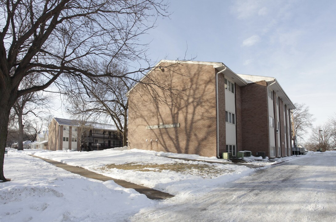 Cheerio Apartments in Lincoln, NE - Building Photo