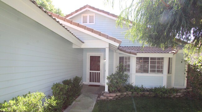 1238 Darlene Ct in Redlands, CA - Building Photo - Building Photo