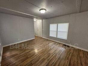 122 Collins Rd in Cedartown, GA - Building Photo - Building Photo