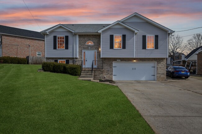 property at 1307 Bluebonnet Dr