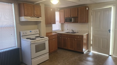 210 E Pine St in Selinsgrove, PA - Building Photo - Building Photo