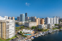 Golden Sails Condominiums in Hallandale Beach, FL - Building Photo - Building Photo