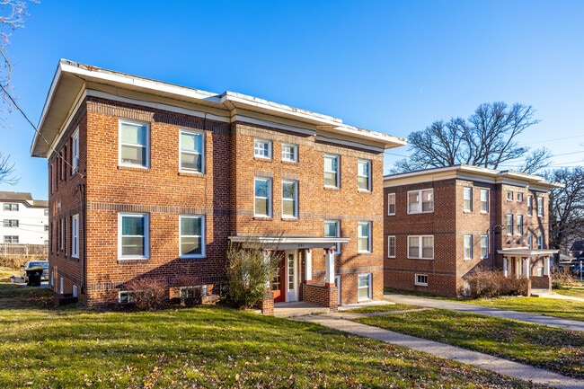 643-651 31st St in Des Moines, IA - Foto de edificio - Primary Photo