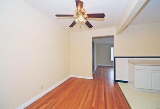 6933 Chippewa St, Unit 2W in St. Louis, MO - Building Photo - Building Photo