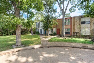 2420 Miramar Ct in Seabrook, TX - Building Photo - Building Photo