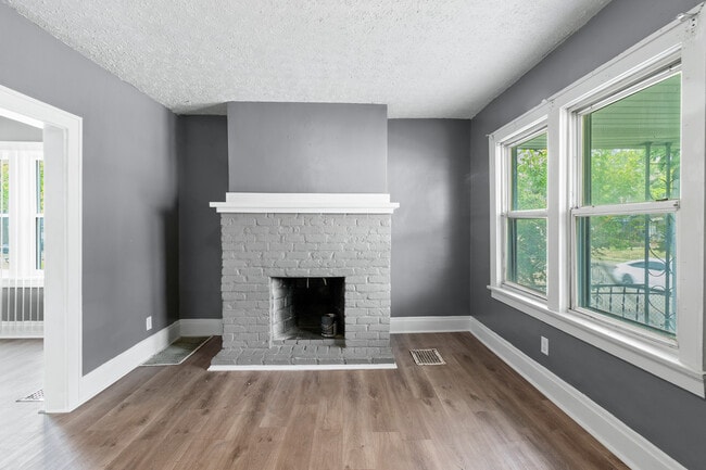 977 E 17th Ave in Columbus, OH - Building Photo - Building Photo