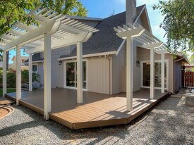 4380 Bristolwood Rd in Pleasanton, CA - Building Photo