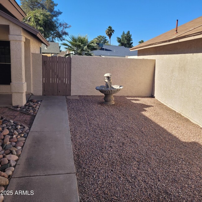 1622 N Comanche Dr in Chandler, AZ - Building Photo - Building Photo