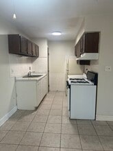 710 Hill Dr in Hoffman Estates, IL - Building Photo - Building Photo