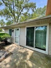 2367 Carnation Dr in Crest Hill, IL - Building Photo - Building Photo