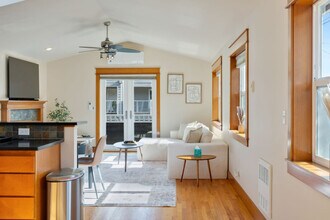 3006 SW Hinds St, Unit SI ID1499147P in Seattle, WA - Foto de edificio - Building Photo