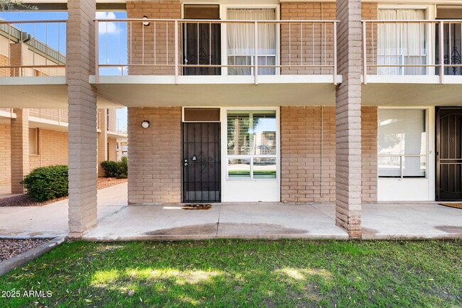 property at 3737 E Turney Ave