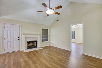 607 S Skinner Ave in Pooler, GA - Building Photo - Building Photo