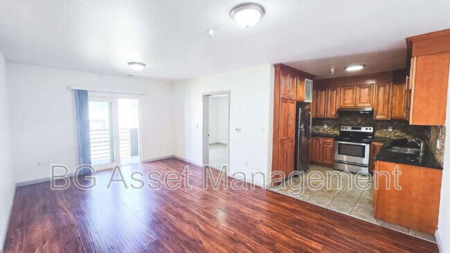 property at 1459 MacArthur Blvd